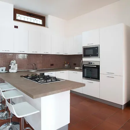 Luxury Montedoro Villa Noci