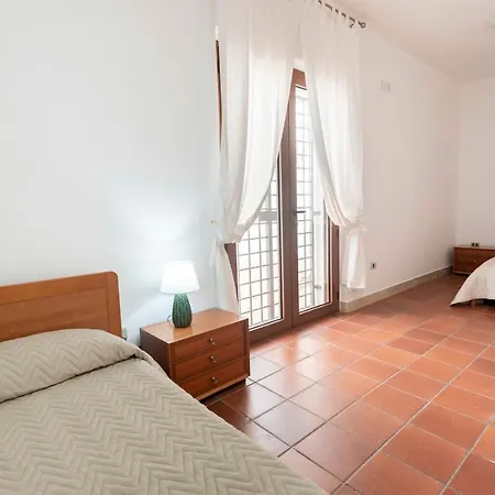 Luxury Montedoro Villa *
